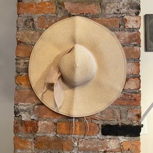 Large beach hat